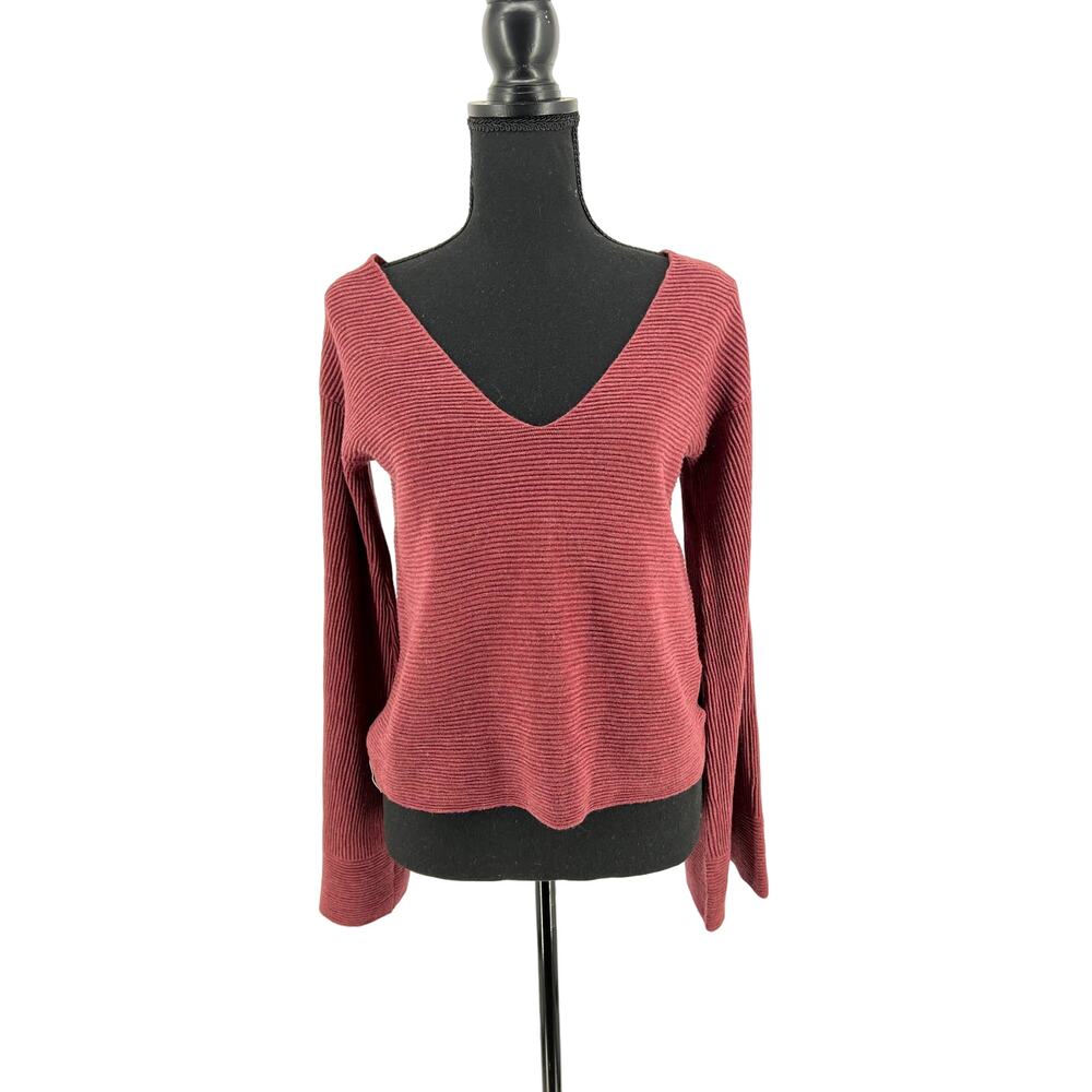 Free People v-neck rust ribbed sweater S